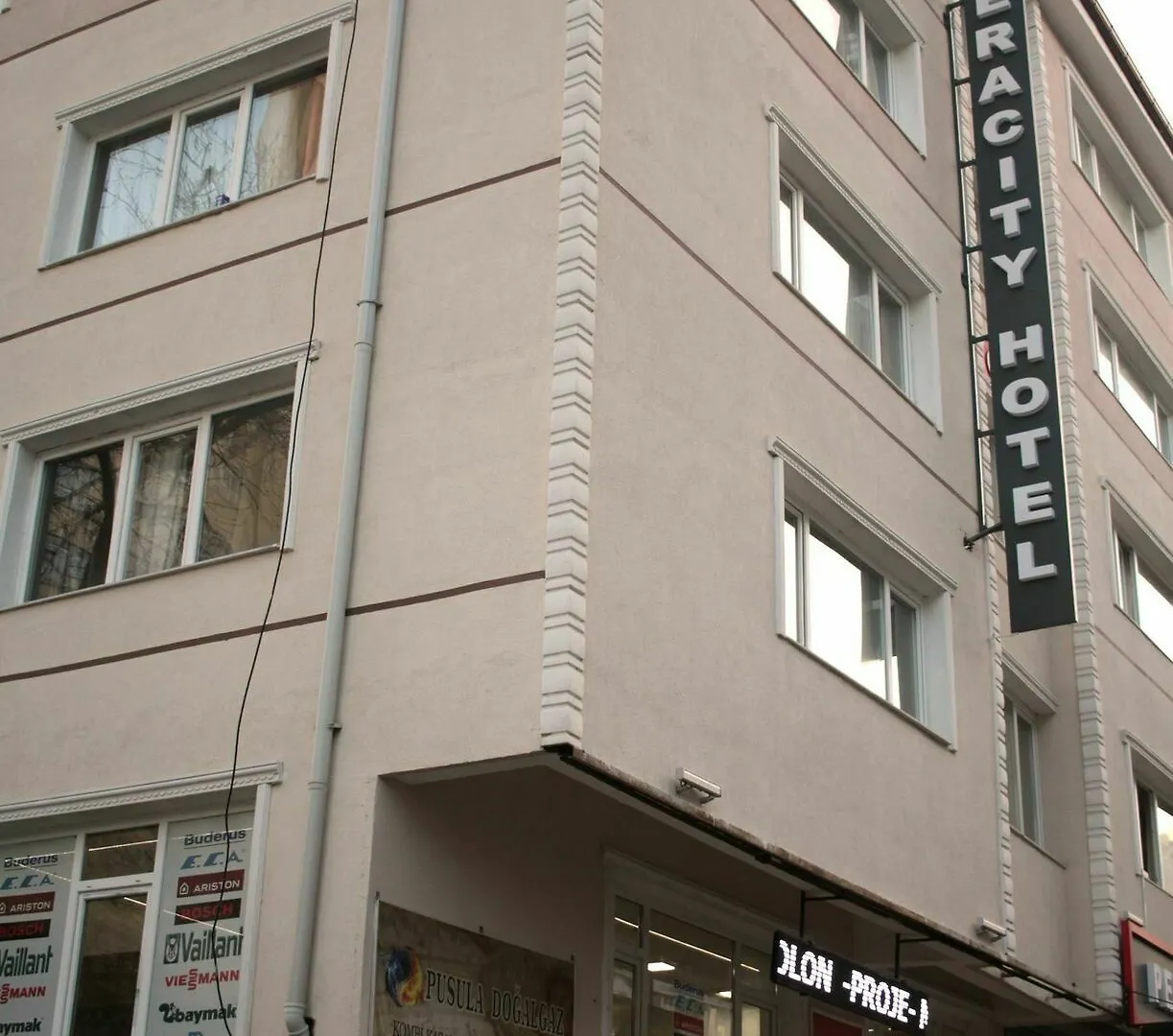 Peracity Hotel Ankara 4*,